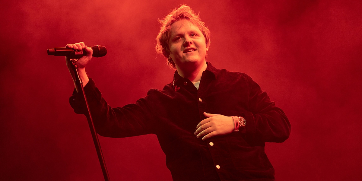 lewis capaldi live event in dubai from instadubaivisa