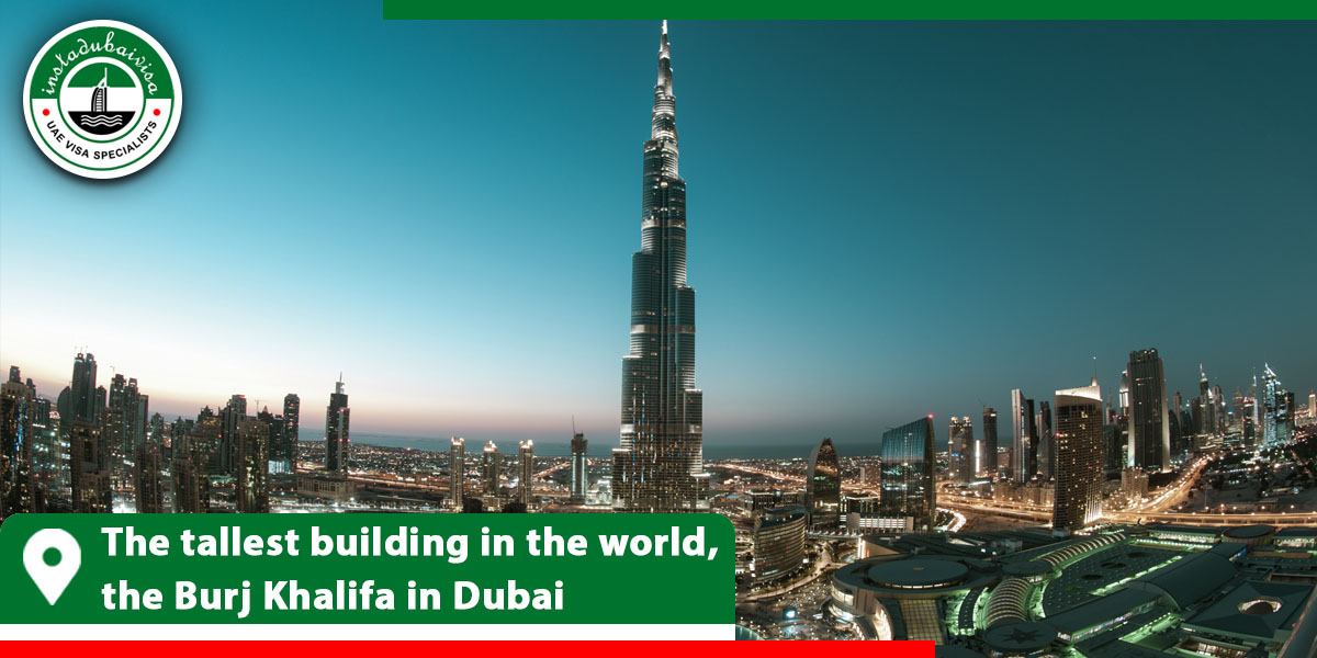 the tallest building in the world the burj khalifa in dubai from bookmybooking