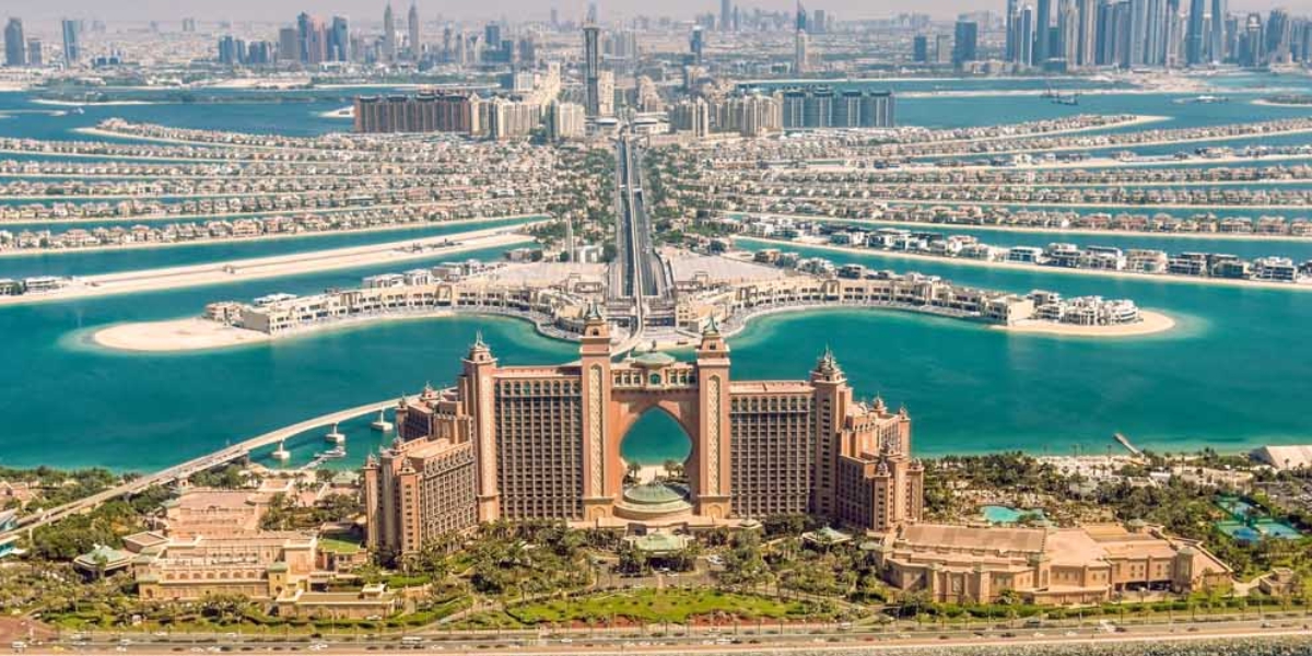 palm jumeirah in dubai from instadubaivsia