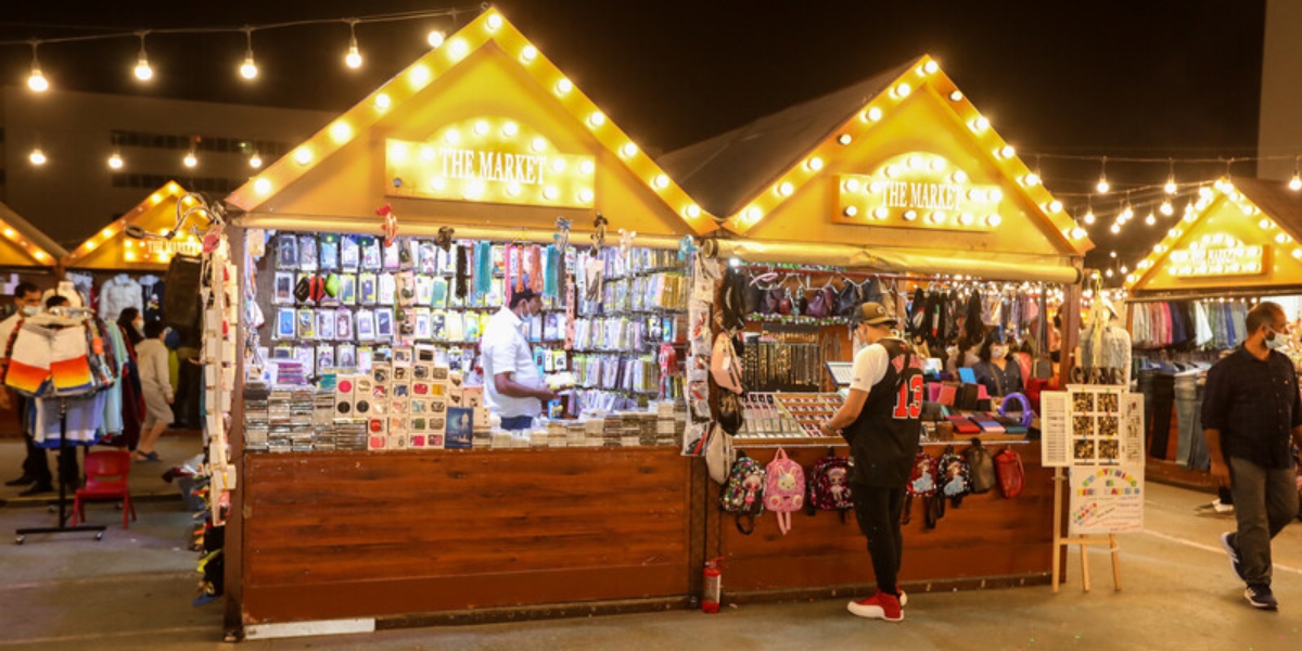 dubai night market from instadubaivisa