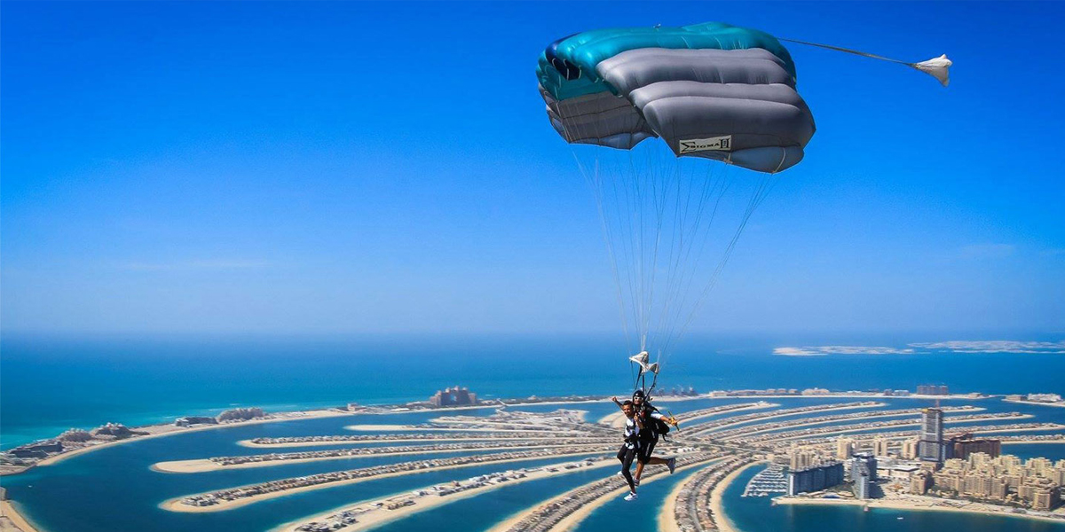 skydiving extreme adventure activities in uae instadubaivisa